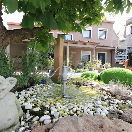 Papa Lejlighedshotel Obernzenn